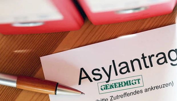 Rechtsanwalt & Fachanwalt für Aufenthaltsrecht in Würzburg